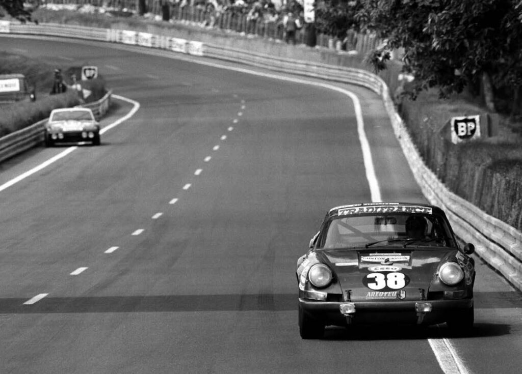 From his very first start there, Le Mans was a distinct specialty for Jürgen Barth: here in 1971 in the Porsche 911 EC, he finished second in the GT class.