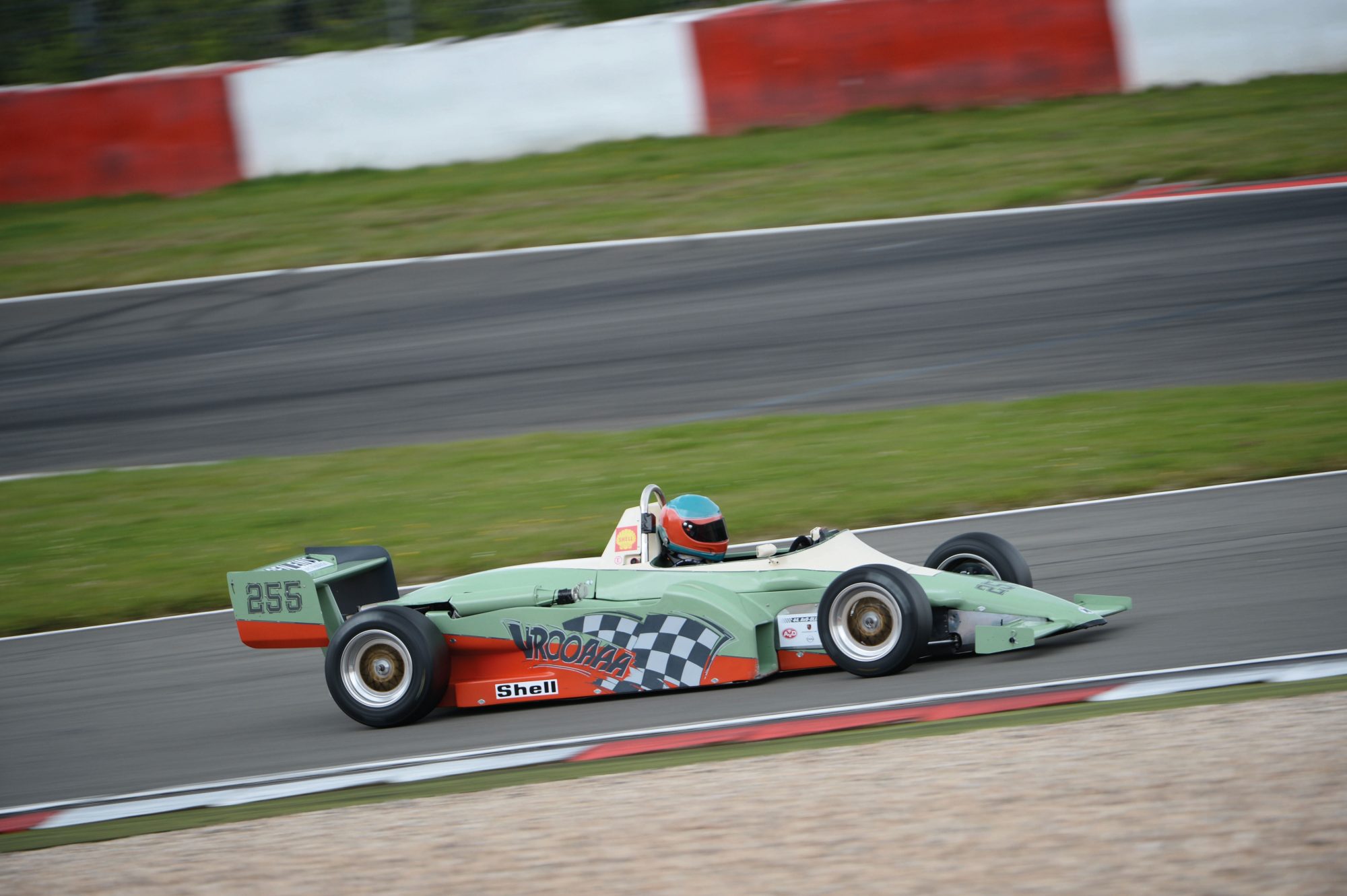 RALT RT 3: Feiner zweiter Platz für Daniel Hornung im Historischen F3-Rennen beim AvD OGP Nürburgring 2016