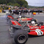 „Spa ist bei jeder Geschwindigkeit blöd“, fand Jochen Rindt, der hier aus der Mitte der ersten Reihe zwischen Stewart (hinten) und Amon (vorn) in den GP Belgien 1970 startet