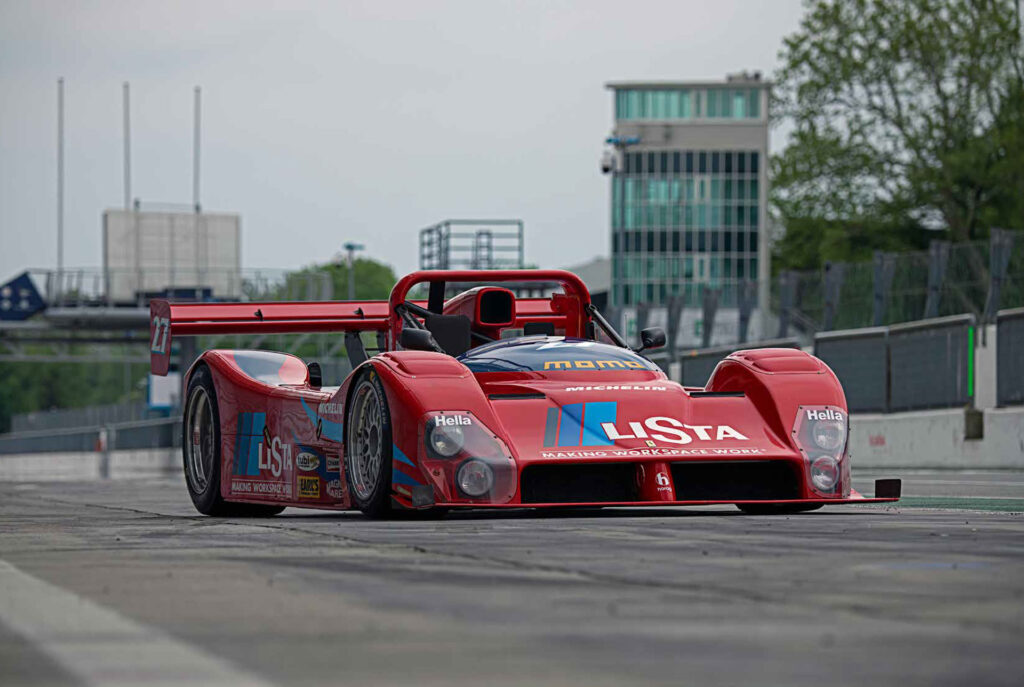 Ferrari-333-SP--curbs-historischer-motorsport