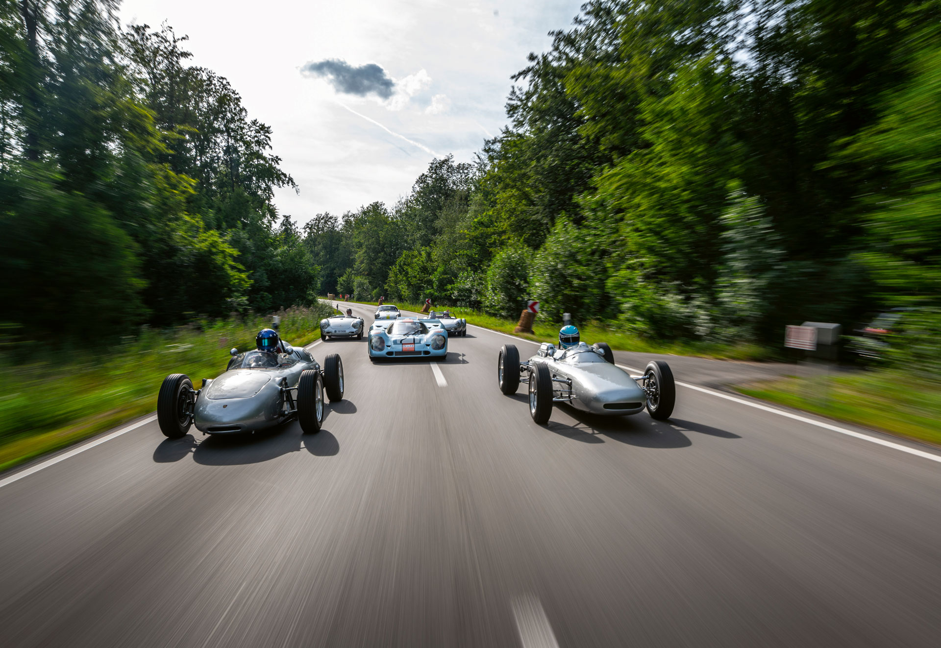 SOLITUDE-REVIVAL-2022-curbs-historischer-motorsport-magazin