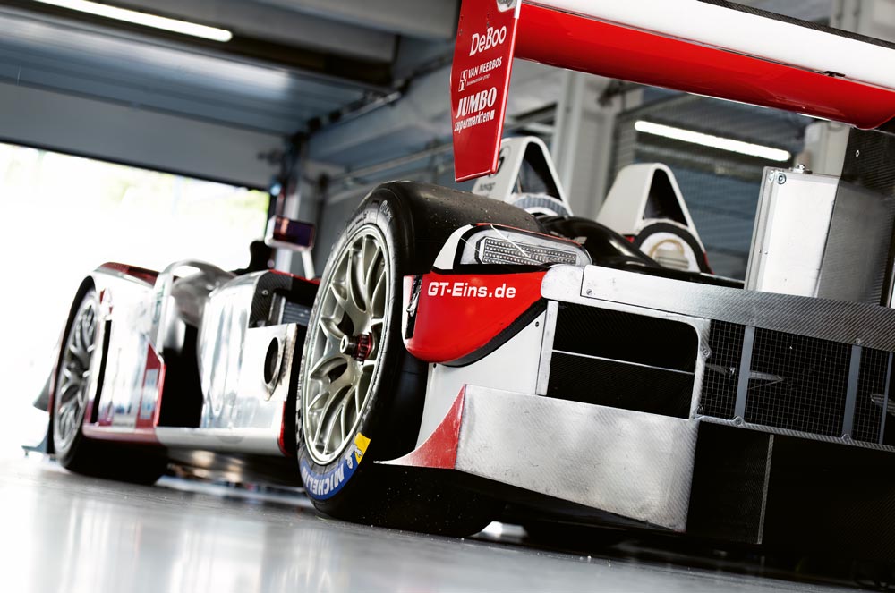 prosche-rs-spyder-lmp2--chassis-curbs-historischer-motorsport-magazin-Auch-am-Heck-sorgt-eine-ausgeklügelte-Aerodynamik-für-viel-Abtrieb