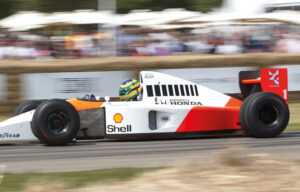 goodwood-festival-of-speed-2024-curbs-historischer-motorsport-magazin-Bruno-Senna-im-McLaren-Honda-MP4-6-seines-Onkels-Ayrton