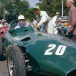 Startaufstellung Grand Prix Frankreich in Rouen 1957: Roy Salvadori im Vanwall
