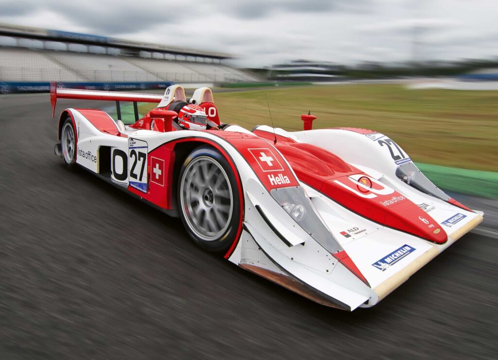trackday-marco-werner-Lola-LMP2-I-curbs-historischer-motorsport-magazin
