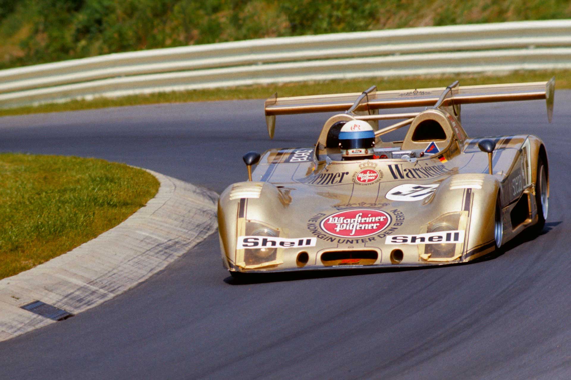 curbs-magazin-historischer-motorsport-magazin-warsteiner-im-rennsport