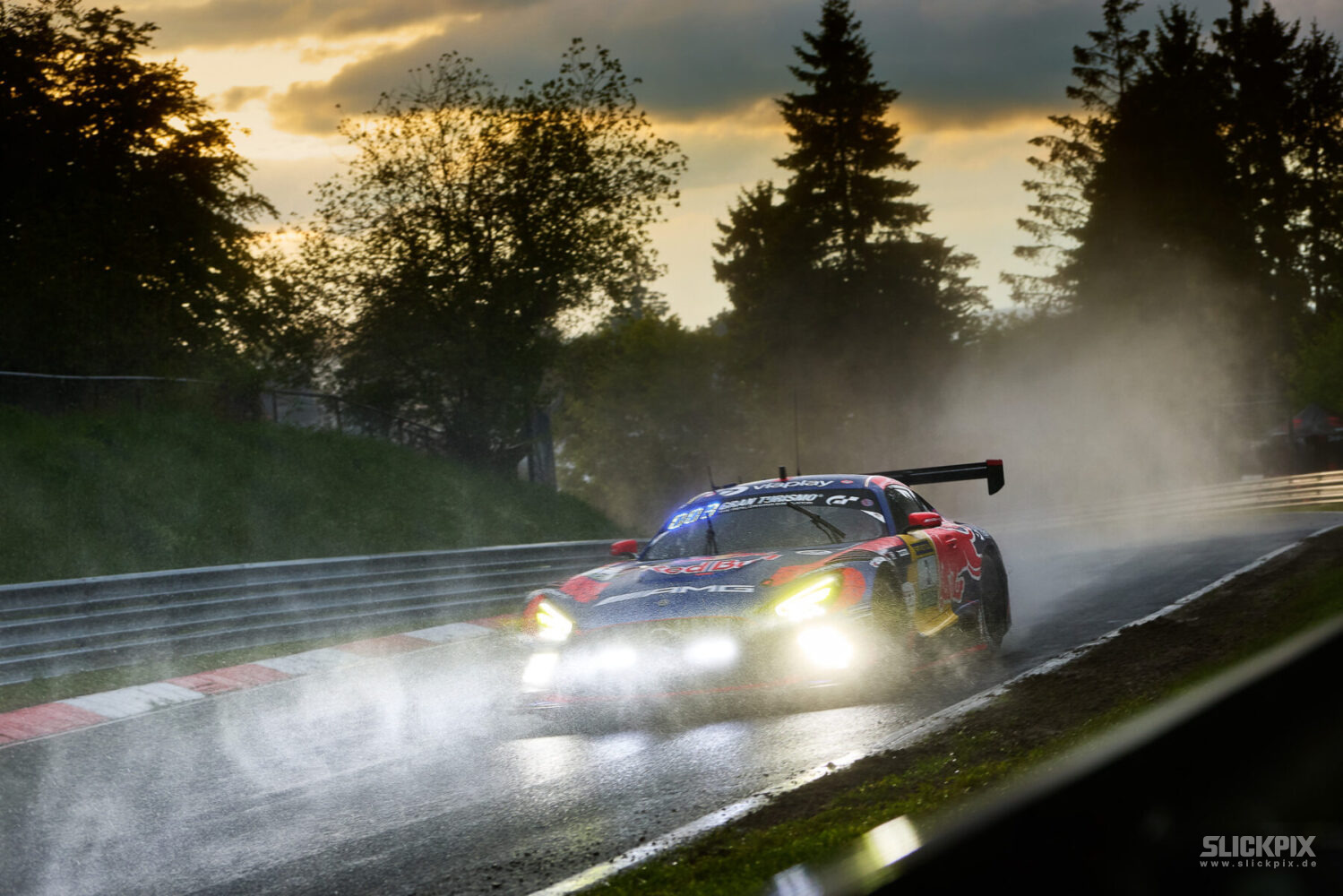 ADAC RAVENOL 24h Nürburgring 2026 Bild 6